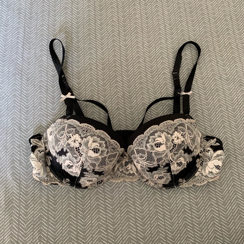 Victoria Secret Bra